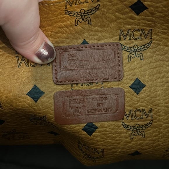 Authentic MCM Visetos shopping tote made in Germany - Picture 5 of 12